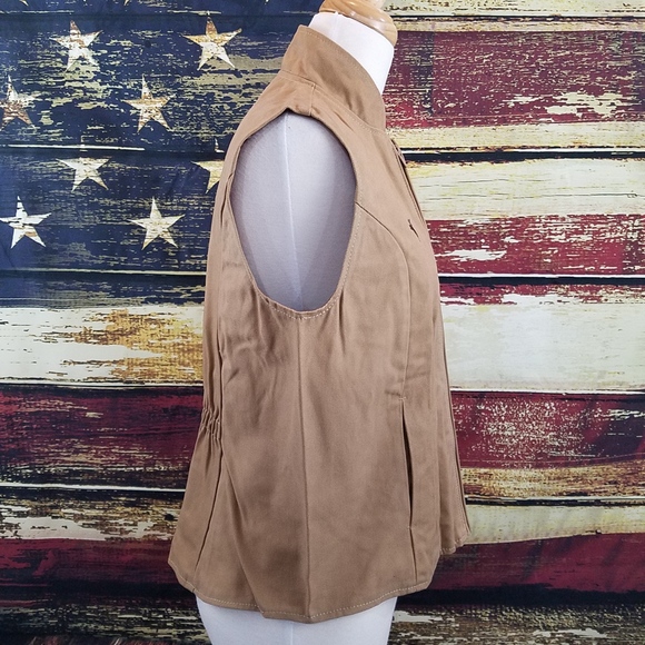 WYOMING TRADERS ABSAROKA CANVAS COWGIRL VEST TAN - Picture 4 of 6